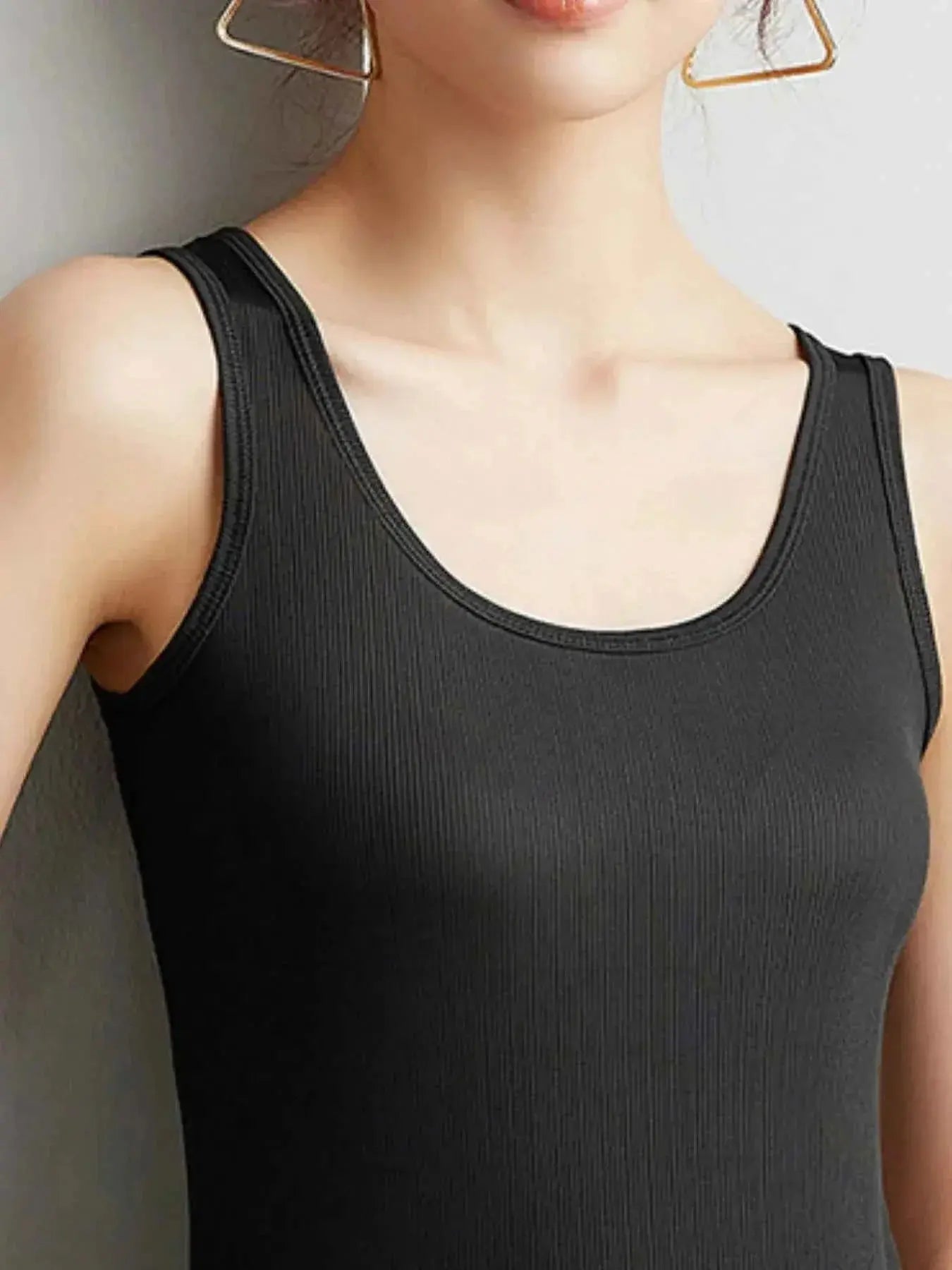 Plus Size Ribbed Scoop Neck Tank Top