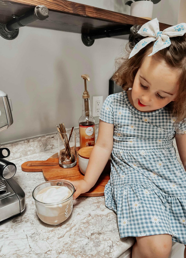 Mama Era Glass Latte Mug - GiFTiFY