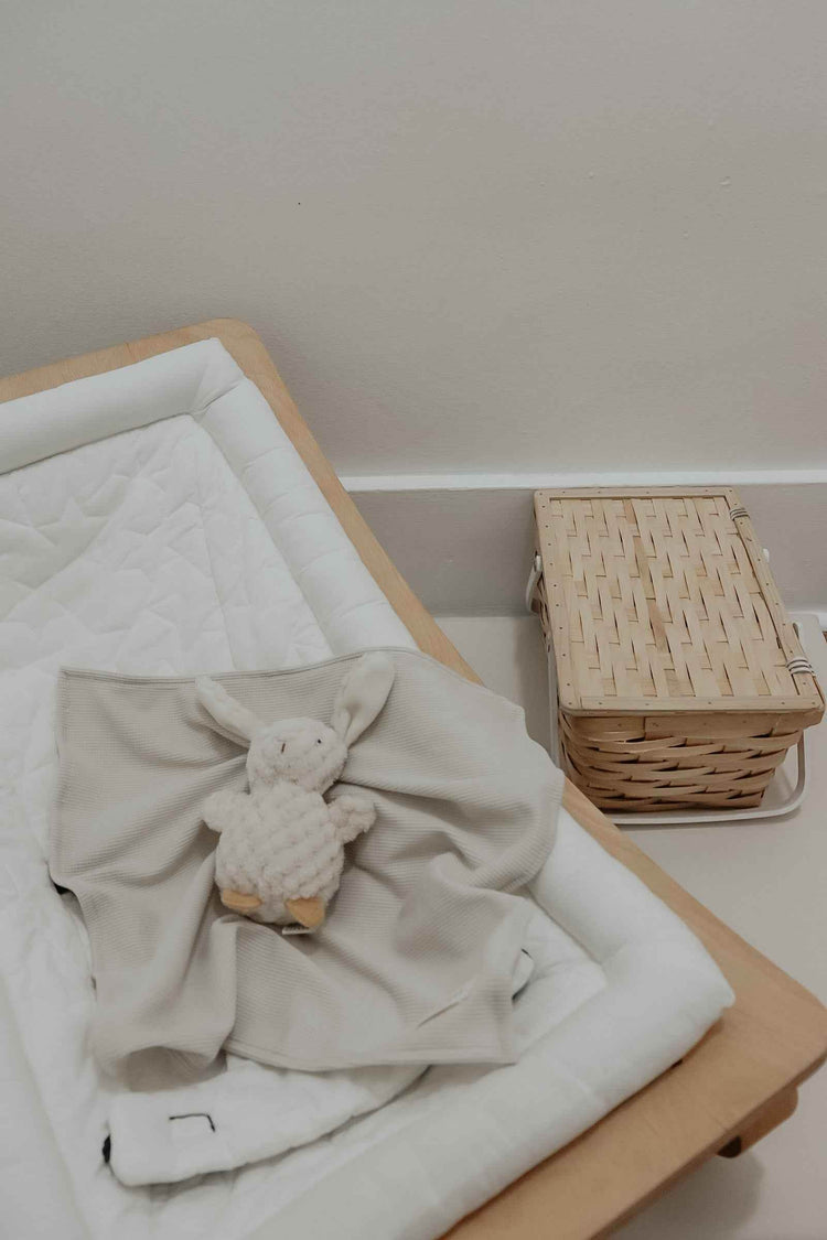 Coco Waffle Knit Blanket - GiFTiFY