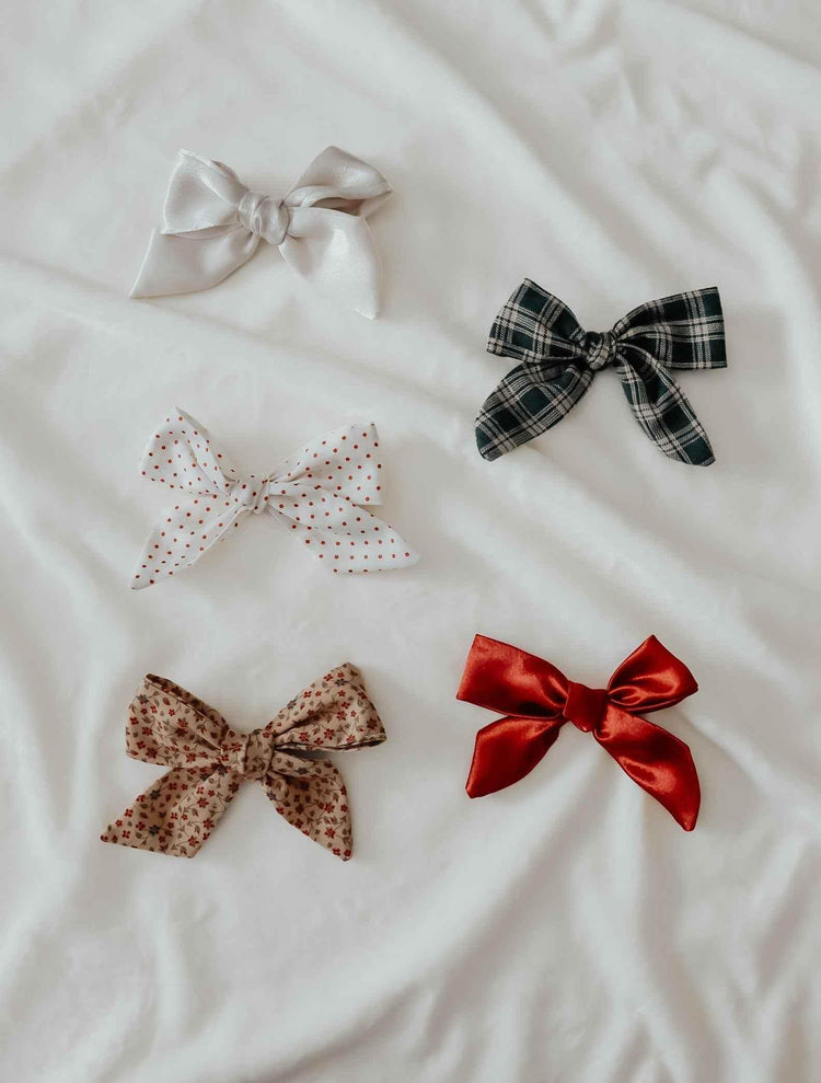 Poinsettia Bow Clips - GiFTiFY