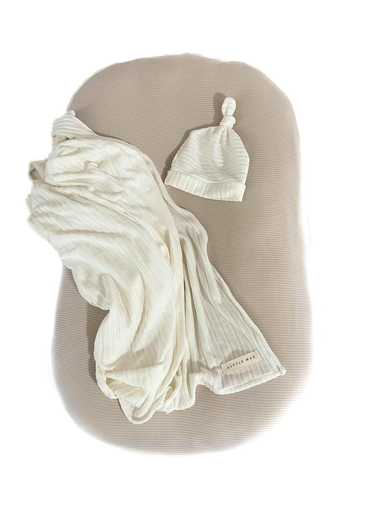 Oat Ribbed Baby Lounger Cover - GiFTiFY