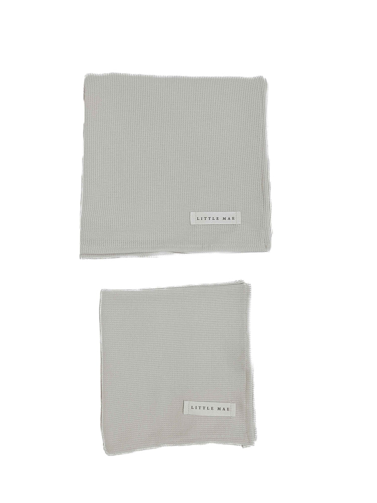 Coco Waffle Knit Blanket - GiFTiFY