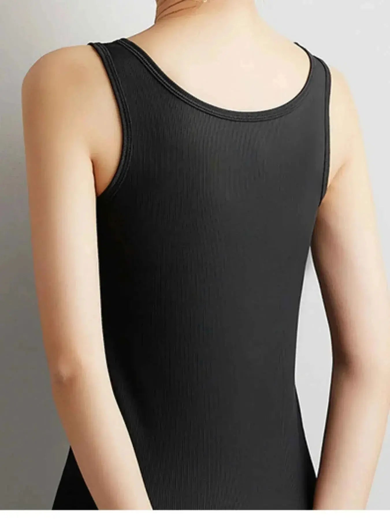 Plus Size Ribbed Scoop Neck Tank Top