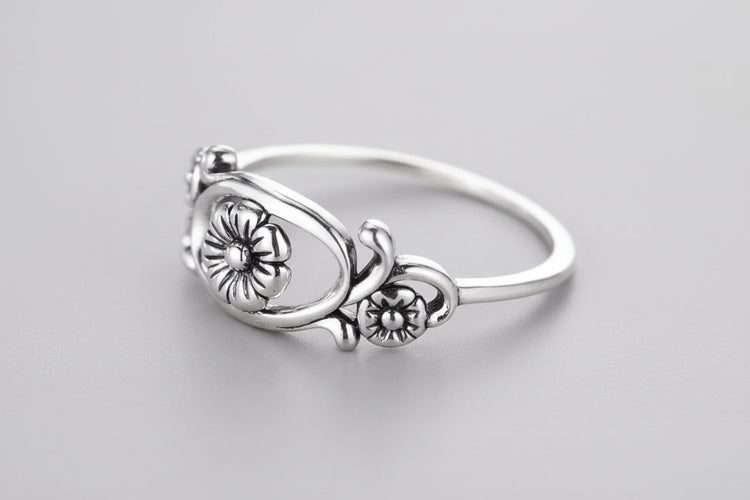 The Retro Bloom Ring Women’s Apparel by DropshipMan