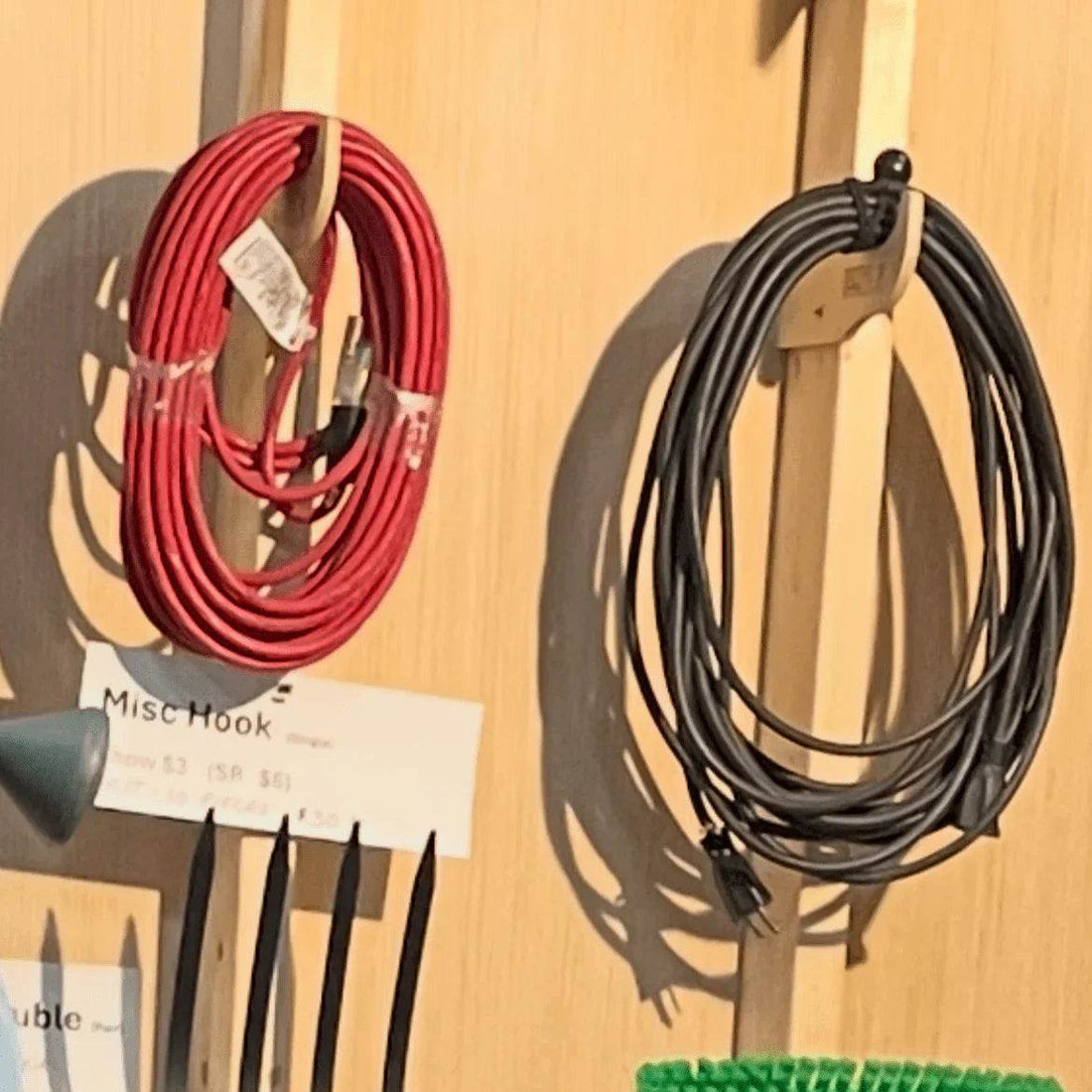 Miscellaneous Hook Shed Tool Organizer for Yard Storage