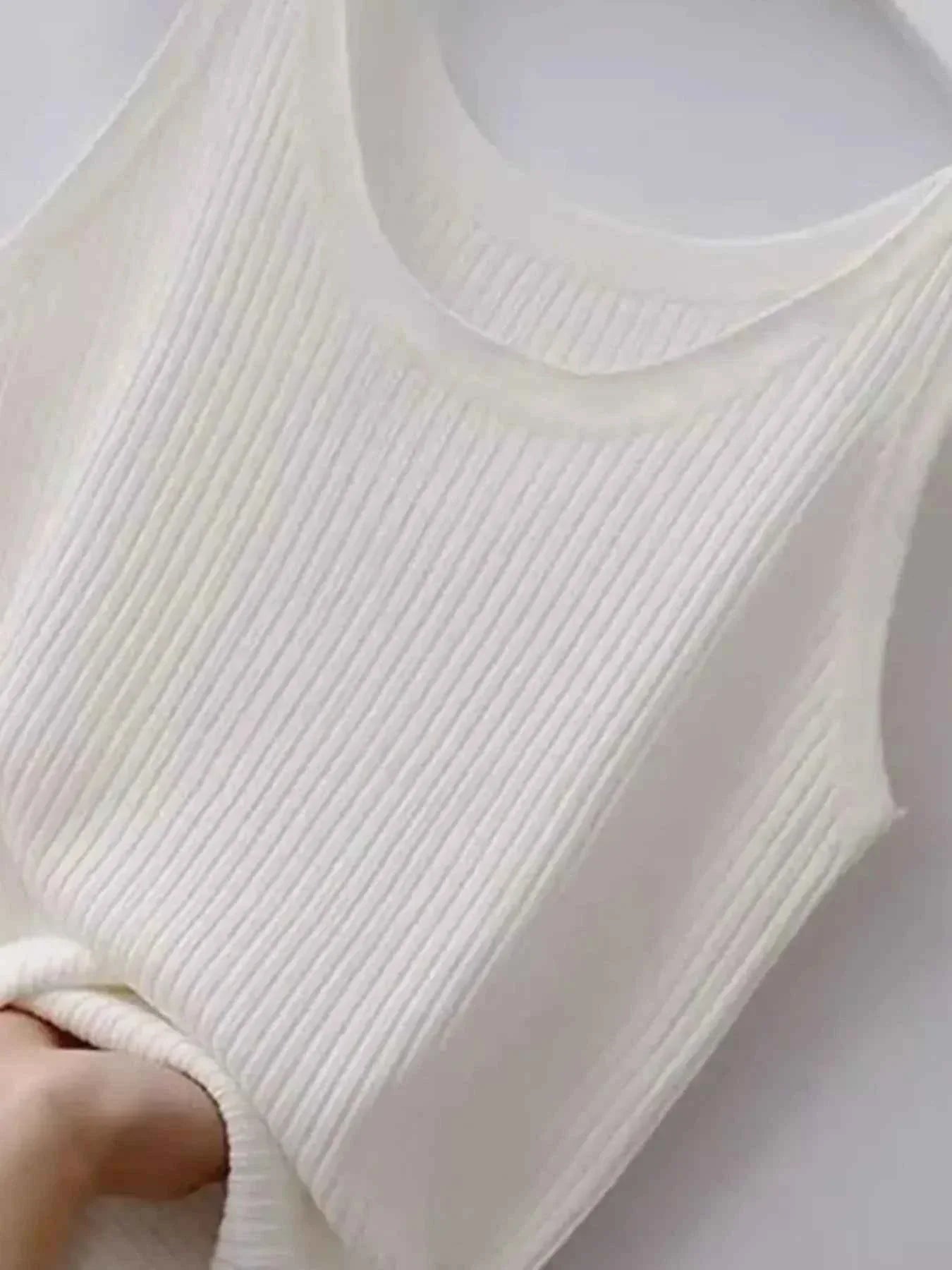 Plus Size Ribbed Knit Scoop Neck Tank Top