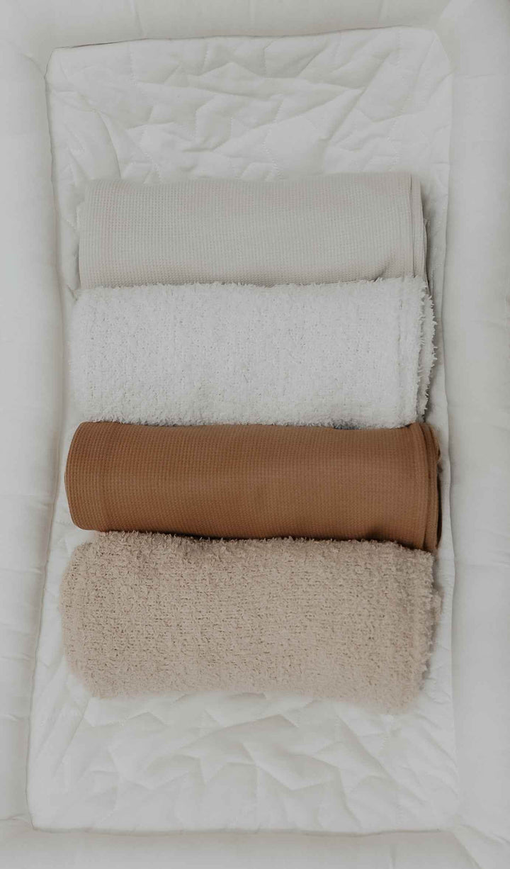 Caramel Waffle Knit Blanket - GiFTiFY