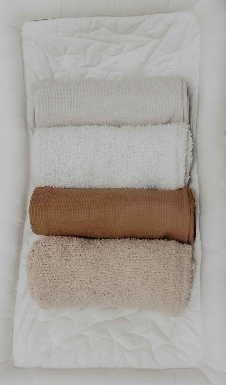 Caramel Waffle Knit Blanket - GiFTiFY