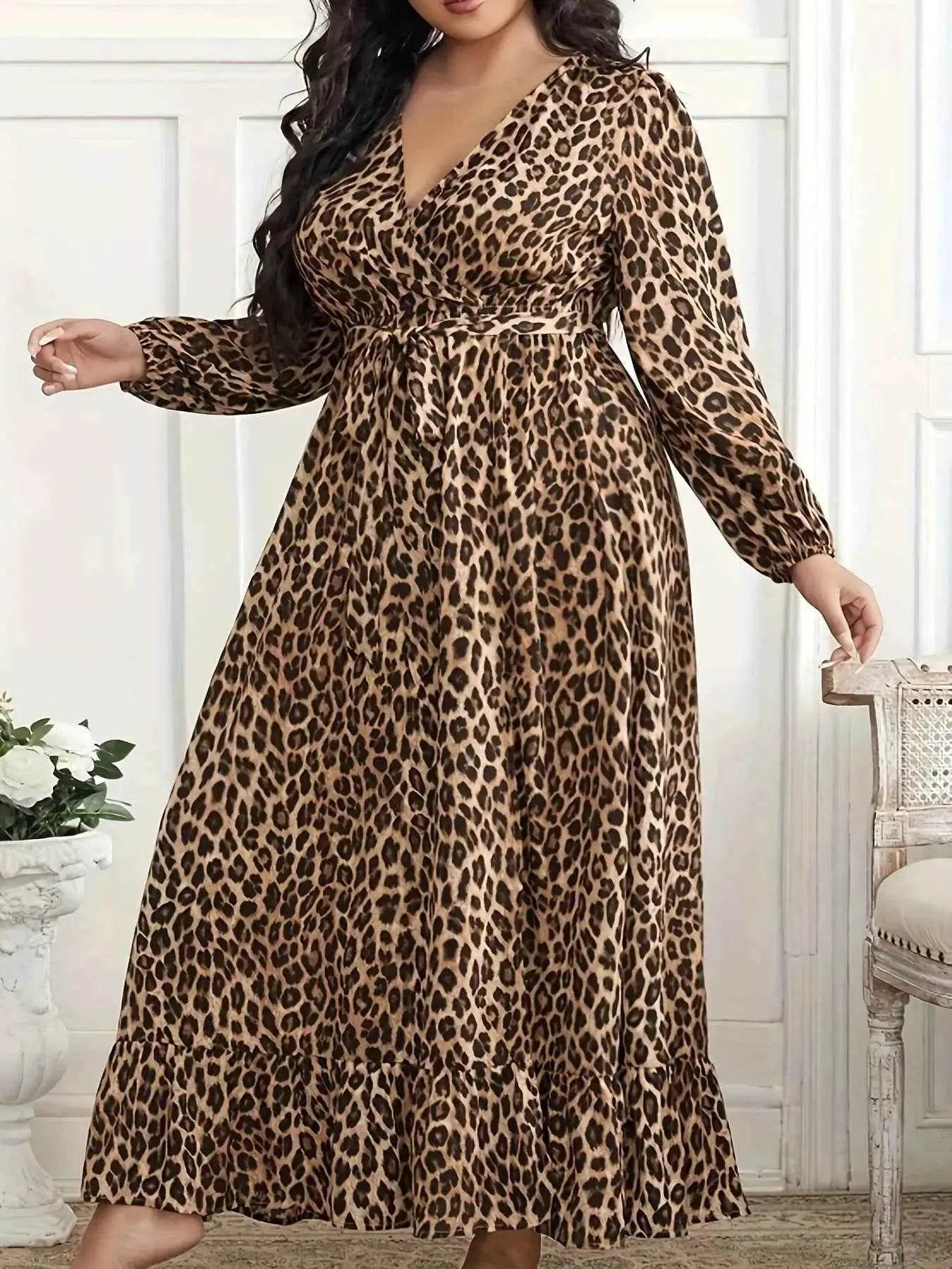 Plus Size Leopard Print Surplice Maxi Dress - GiFTiFY