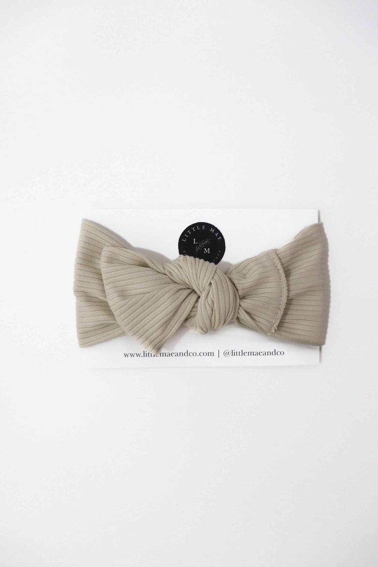 Oat Ribbed Gift Box - GiFTiFY