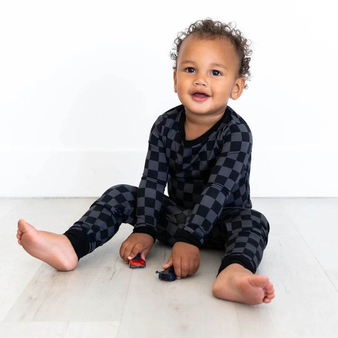 Two Piece Pajama Set - GiFTiFY