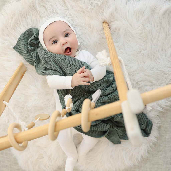 100% Cotton Luxury Knit Heart Swaddle Baby Blanket - GiFTiFY