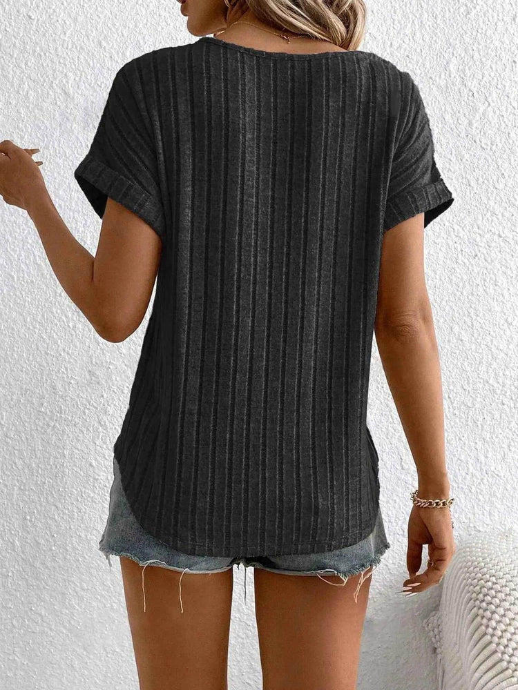 Plus Size Ribbed Texture Short Sleeve T-Shirt - GiFTiFY