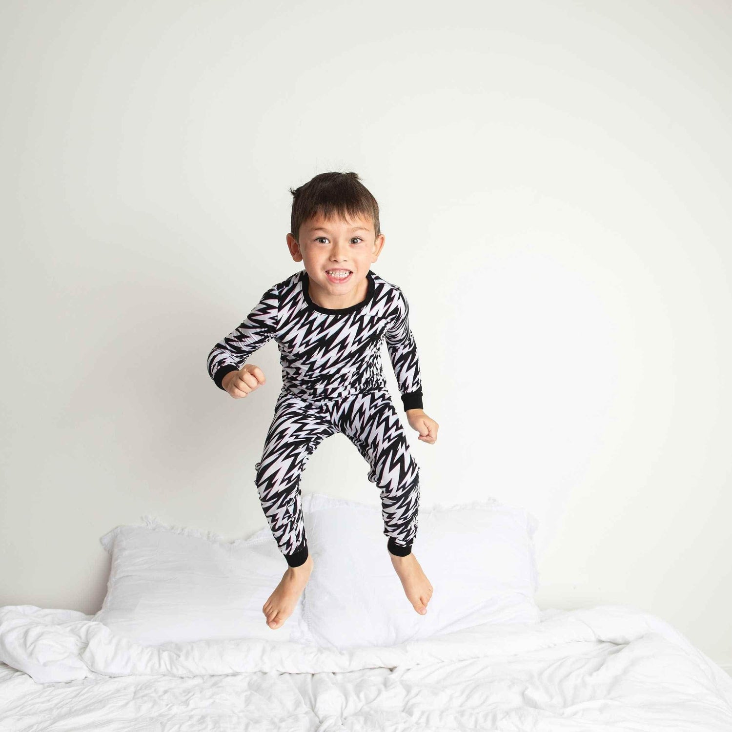 Two Piece Pajama Set - GiFTiFY