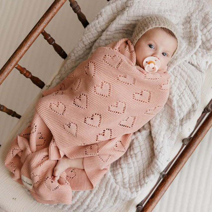 100% Cotton Luxury Knit Heart Swaddle Baby Blanket - GiFTiFY