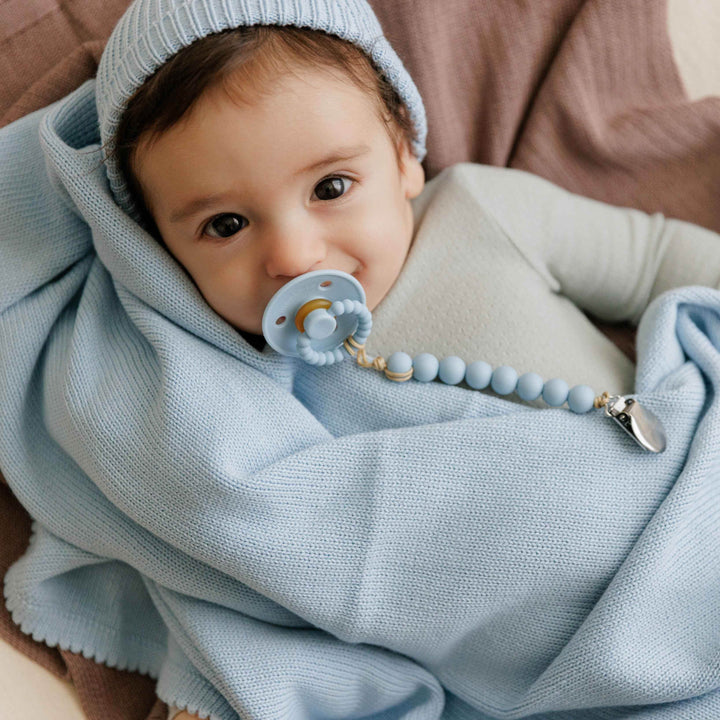 Luxe Collection 100% Organic Cotton Luxury Knit Baby Blanket + Hat Set with Gift Box - GiFTiFY