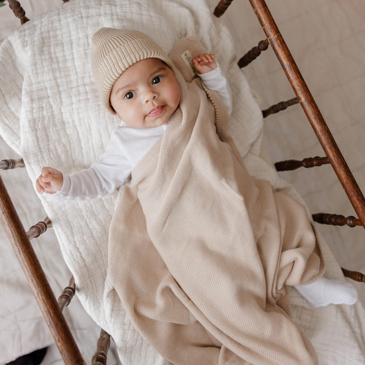 Luxe Collection 100% Organic Cotton Luxury Knit Baby Blanket + Hat Set with Gift Box - GiFTiFY