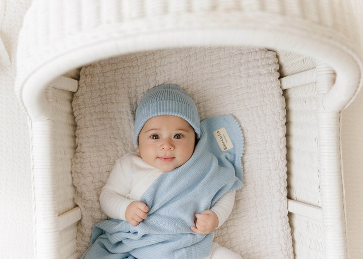 Luxe Collection 100% Organic Cotton Luxury Knit Baby Blanket + Hat Set with Gift Box - GiFTiFY