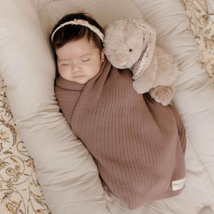 Organic Ribbed Knit Cotton Baby Blanket - GiFTiFY