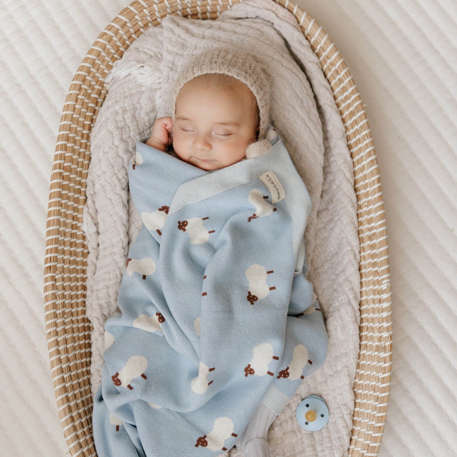 Whimsy Collection - Luxury 100% Cotton Knit Swaddle Baby Blanket - GiFTiFY