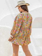 Plus Size Floral Tie Neck Balloon Sleeve Romper - GiFTiFY