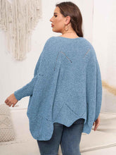 Plus Size Round Neck Batwing Sleeve Sweater - GiFTiFY