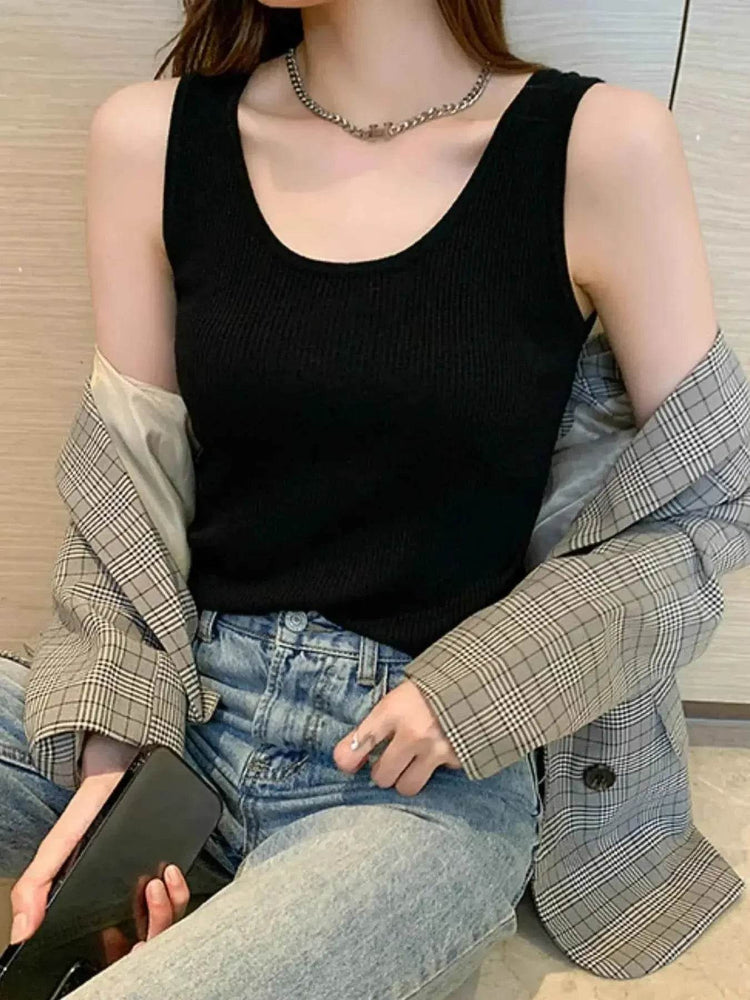 Plus Size Ribbed Scoop Neck Tank - GiFTiFY