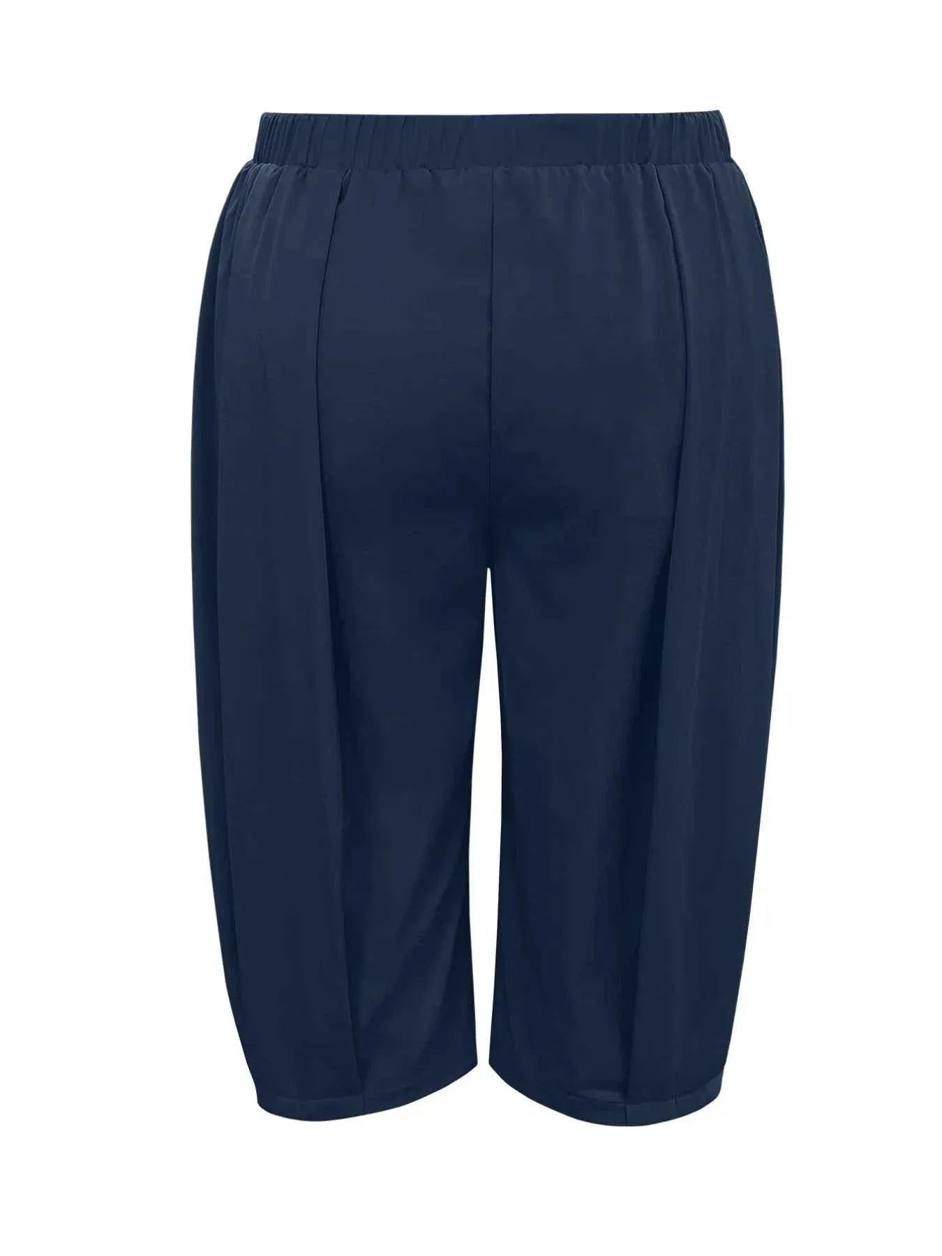 Plus Size Wide Leg Pleated Detail Cropped Pants