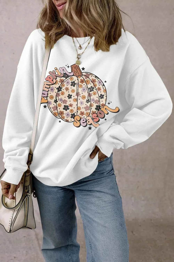 Pumpkin Graphic Long Sleeve Sweatshirt - GiFTiFY