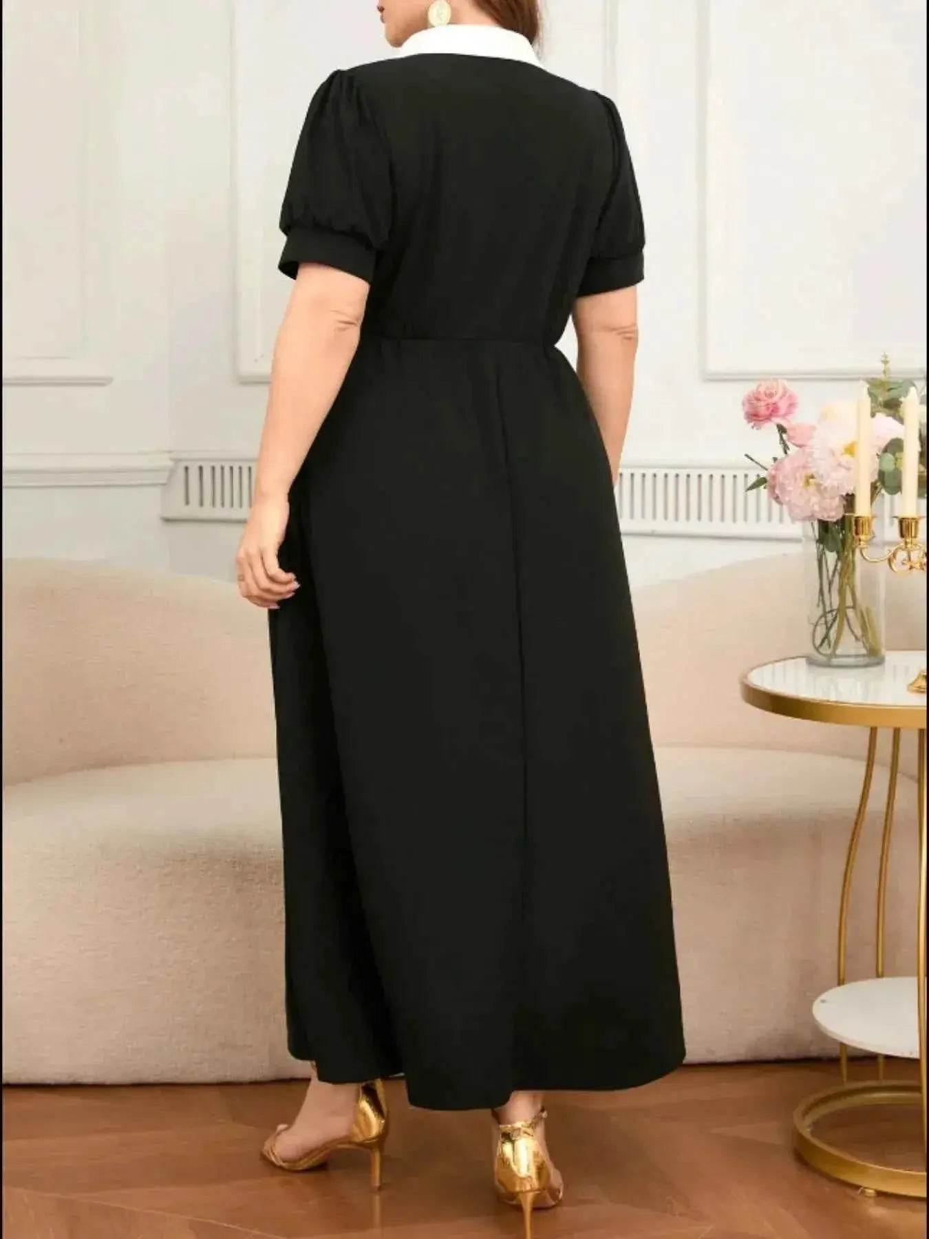 Plus Size Contrast Collar Short Sleeve Dress - GiFTiFY