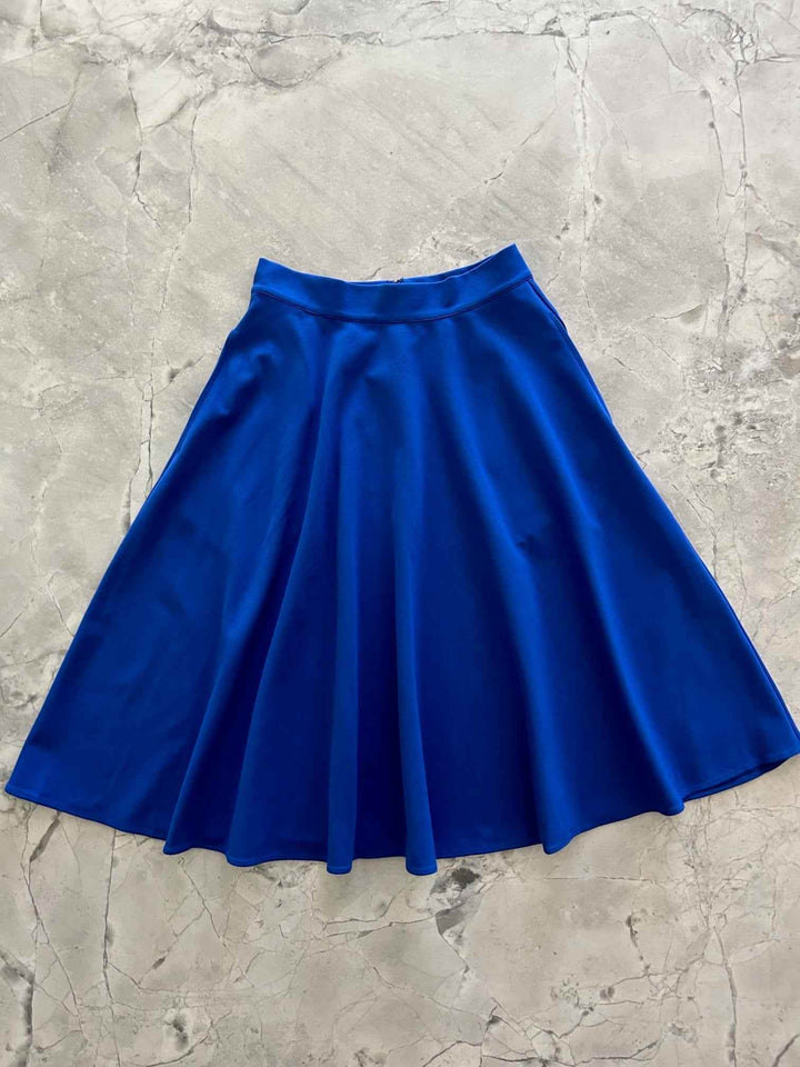 Charlotte Nova Skirt in Blue - GiFTiFY