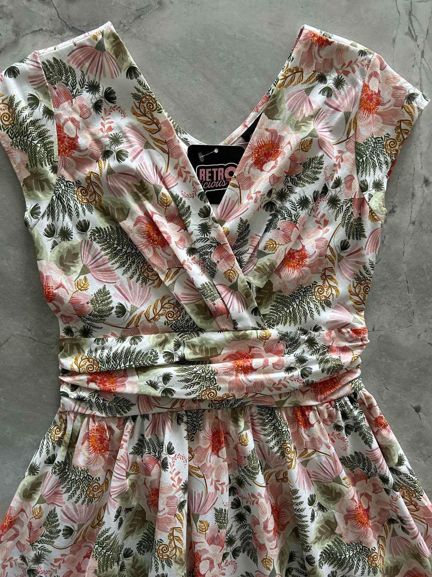 Pink Floral Greta Dress - GiFTiFY