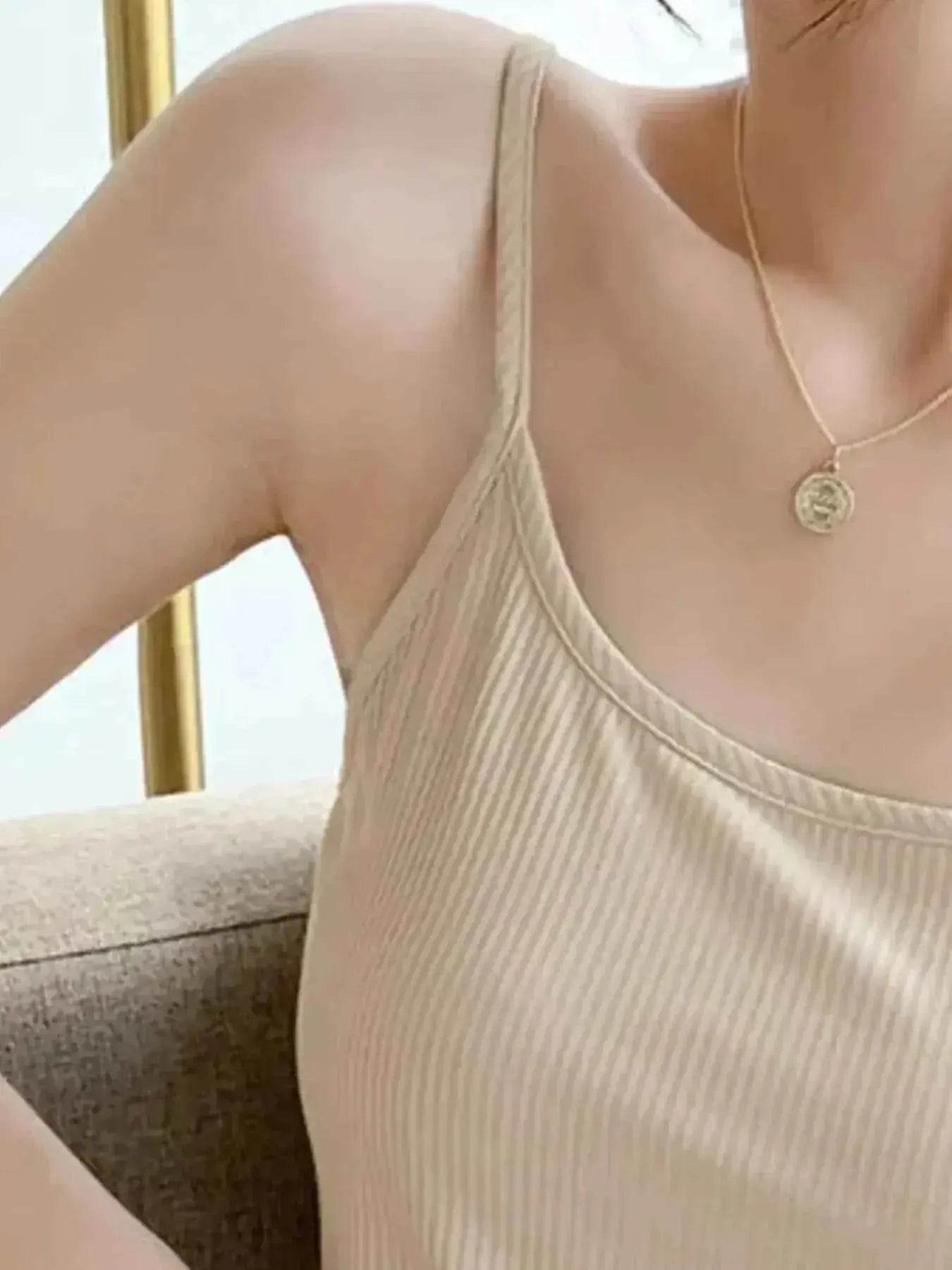 Plus Size Scoop Neck Cami Top - GiFTiFY