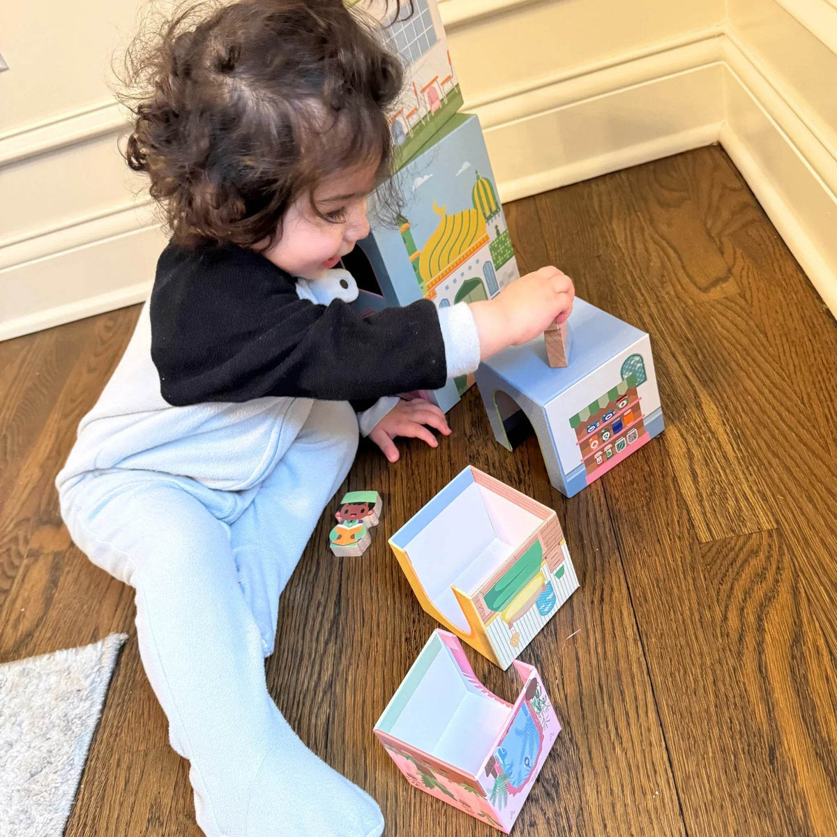 Stacking Houses (Set of 5 Houses and 3 Hardwood Characters) by Lala + Mo