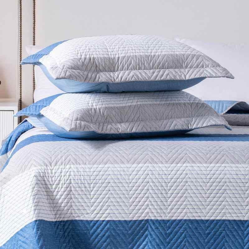 Kasentex Lightweight Reversible Stripe Quilt Set Bedding- Sky Blue and Ivory White, Room Decor, Graduation Gifts, Father&