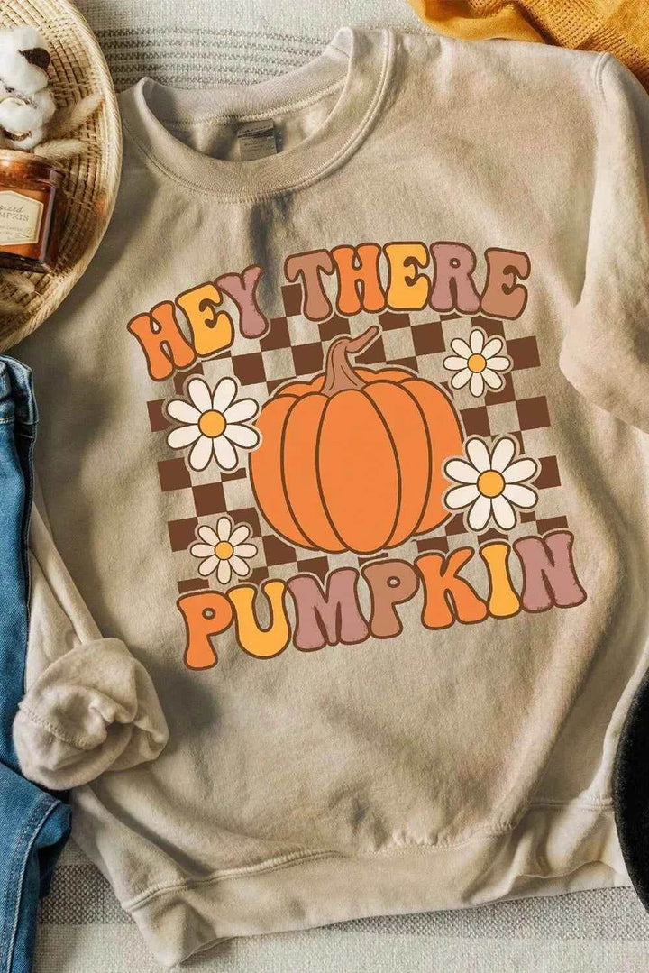 Pumpkin Graphic Long Sleeve Sweatshirt - GiFTiFY