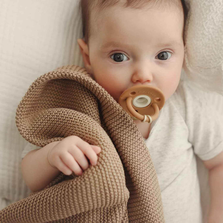 Heritage Knit - 100% Organic Cotton Luxury Knit Baby Swaddle Blanket - GiFTiFY