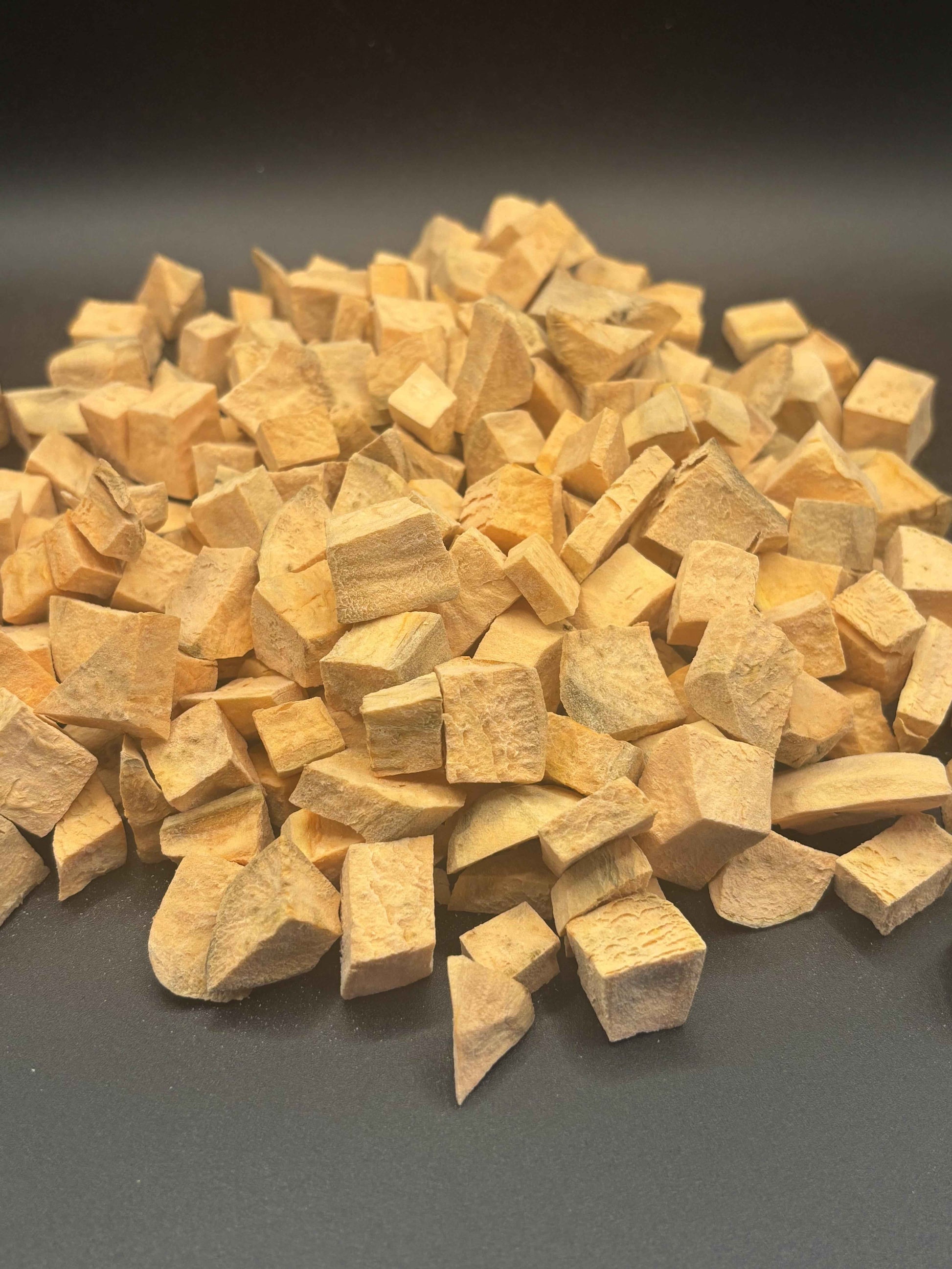 Human-Grade Freeze-Dried Dog Treats/Cat Treats| 100% Sweet Potato | Bussin’ Bites Yam-A-Licious