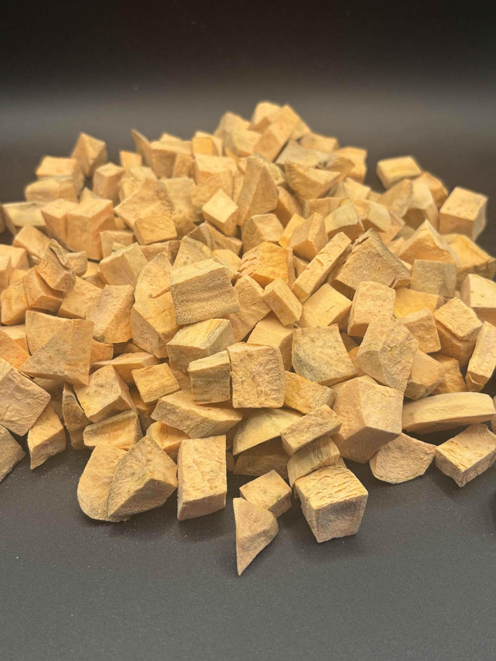 Human-Grade Freeze-Dried Dog Treats/Cat Treats| 100% Sweet Potato | Bussin’ Bites Yam-A-Licious - GiFTiFY