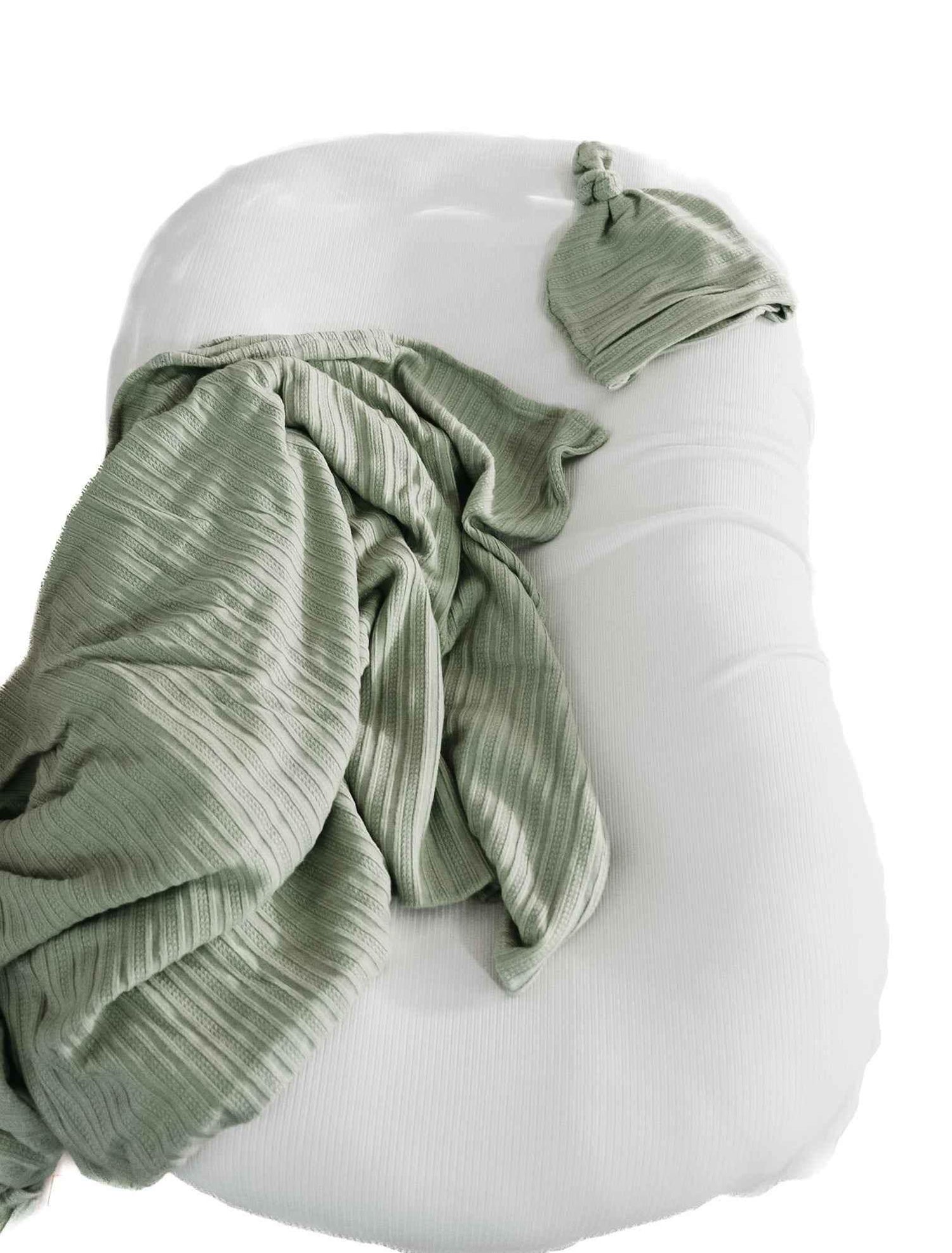 Pearl Ribbed Baby Lounger Cover - GiFTiFY