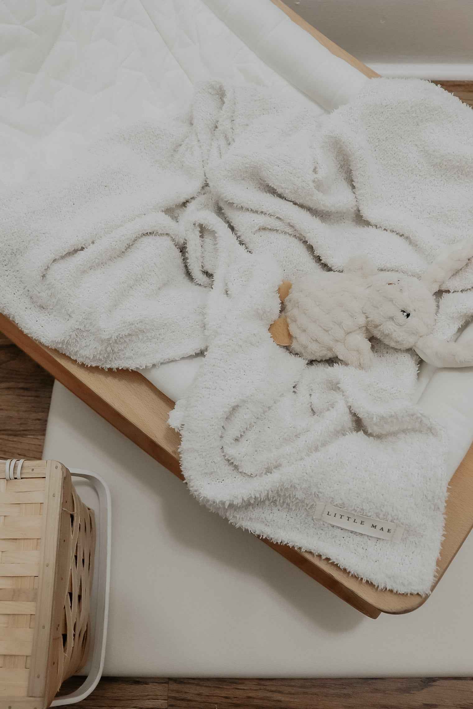 Creamy Plush Blanlet