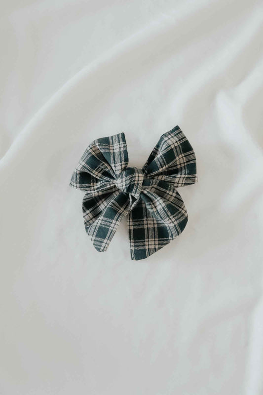 Pine Bow Clips