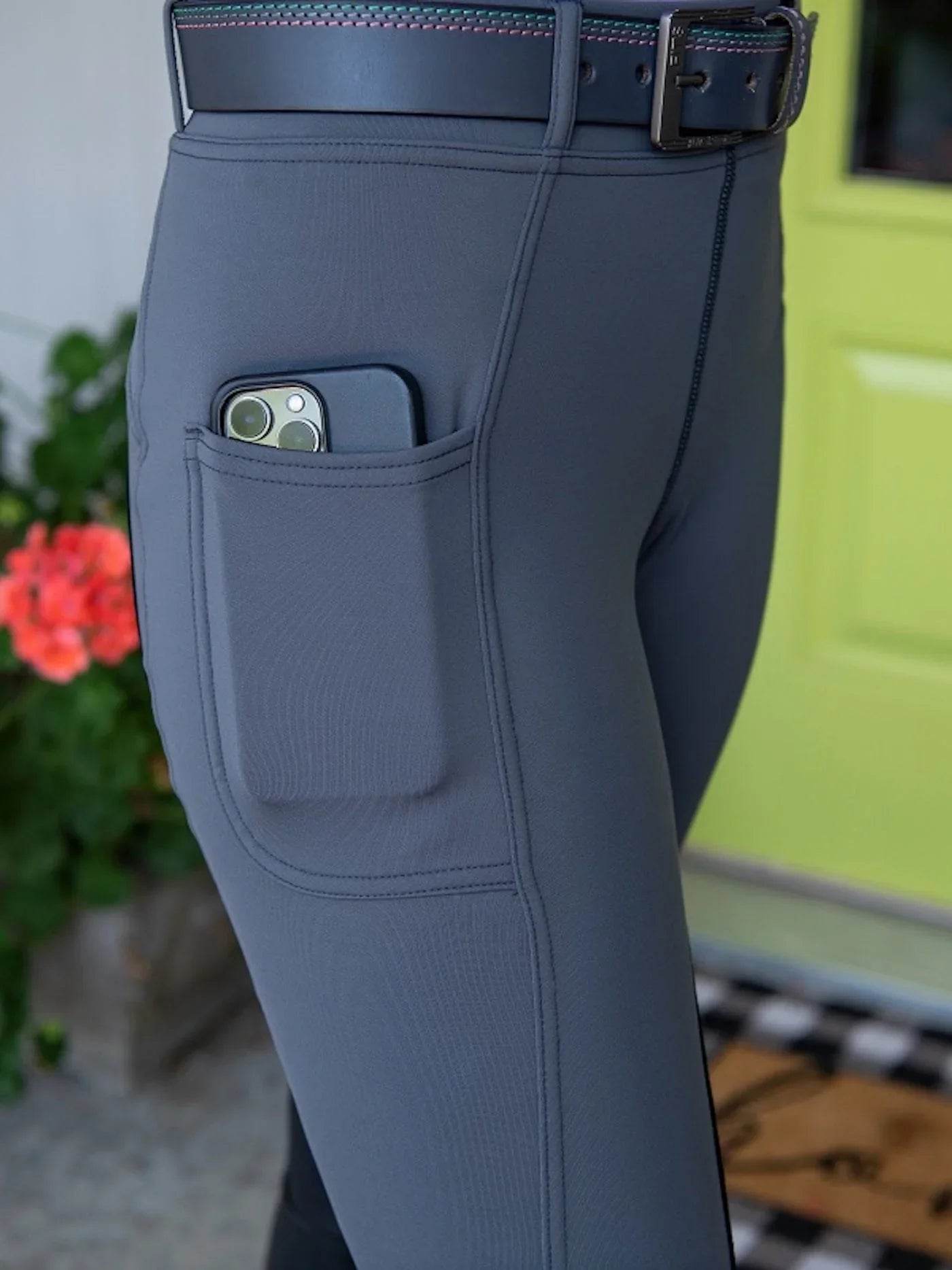 PerforMAX All Season Full Seat Pull On Breech w/2 Cargo Pockets - GiFTiFY