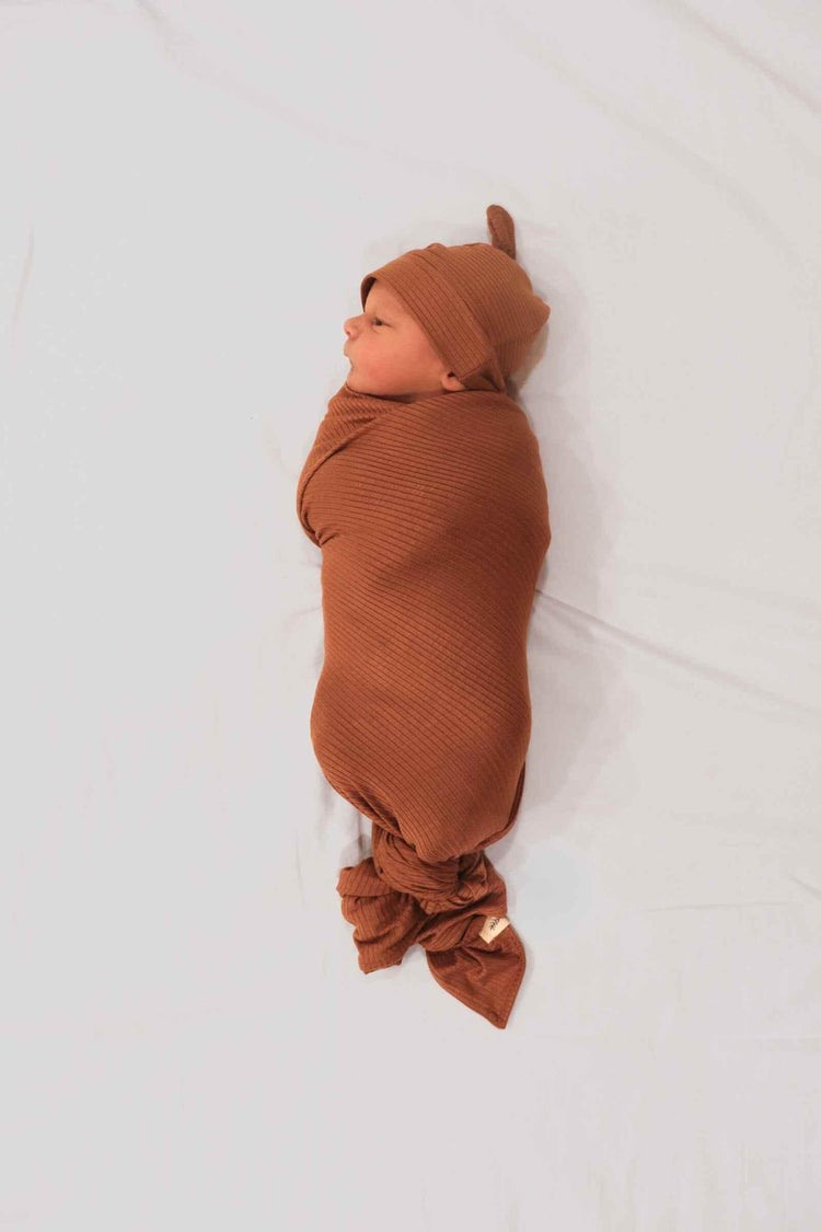 Cocoa Ribbed Stretch Swaddle - GiFTiFY