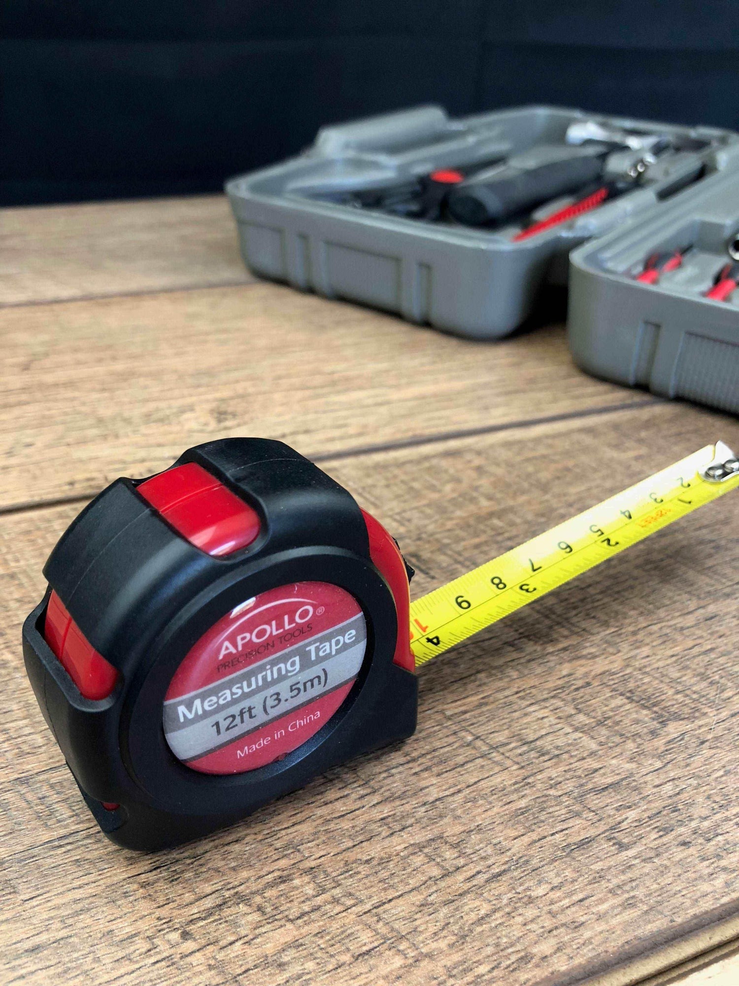 39 Piece General Tool Set - DT9706 - GiFTiFY