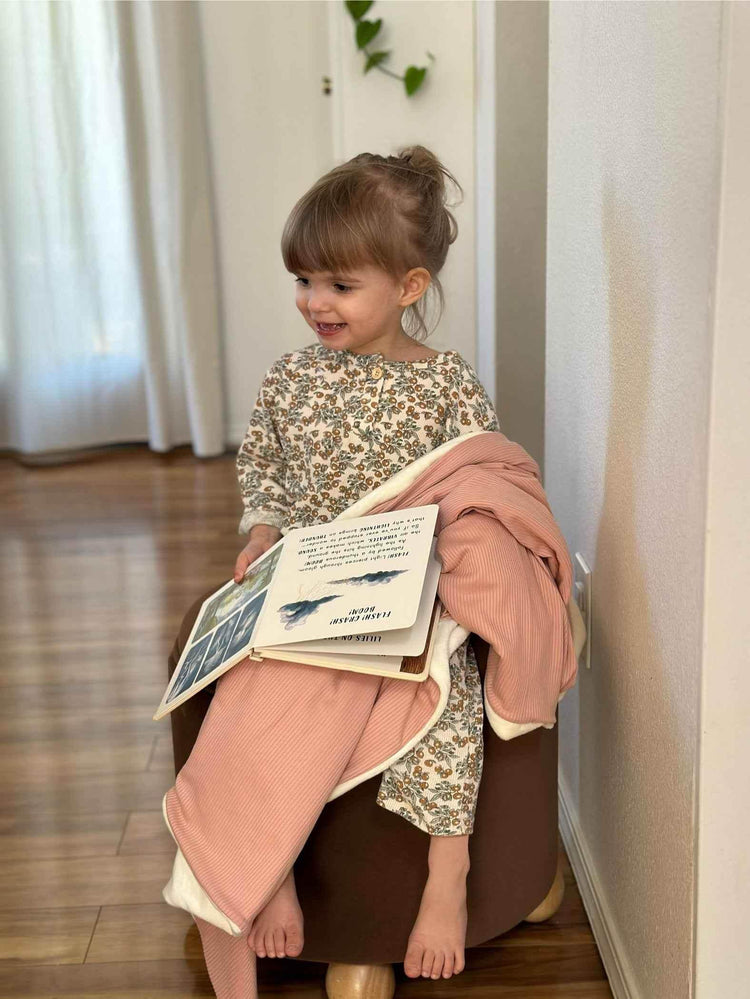 Peony Ribbed Toddler Blanket - GiFTiFY