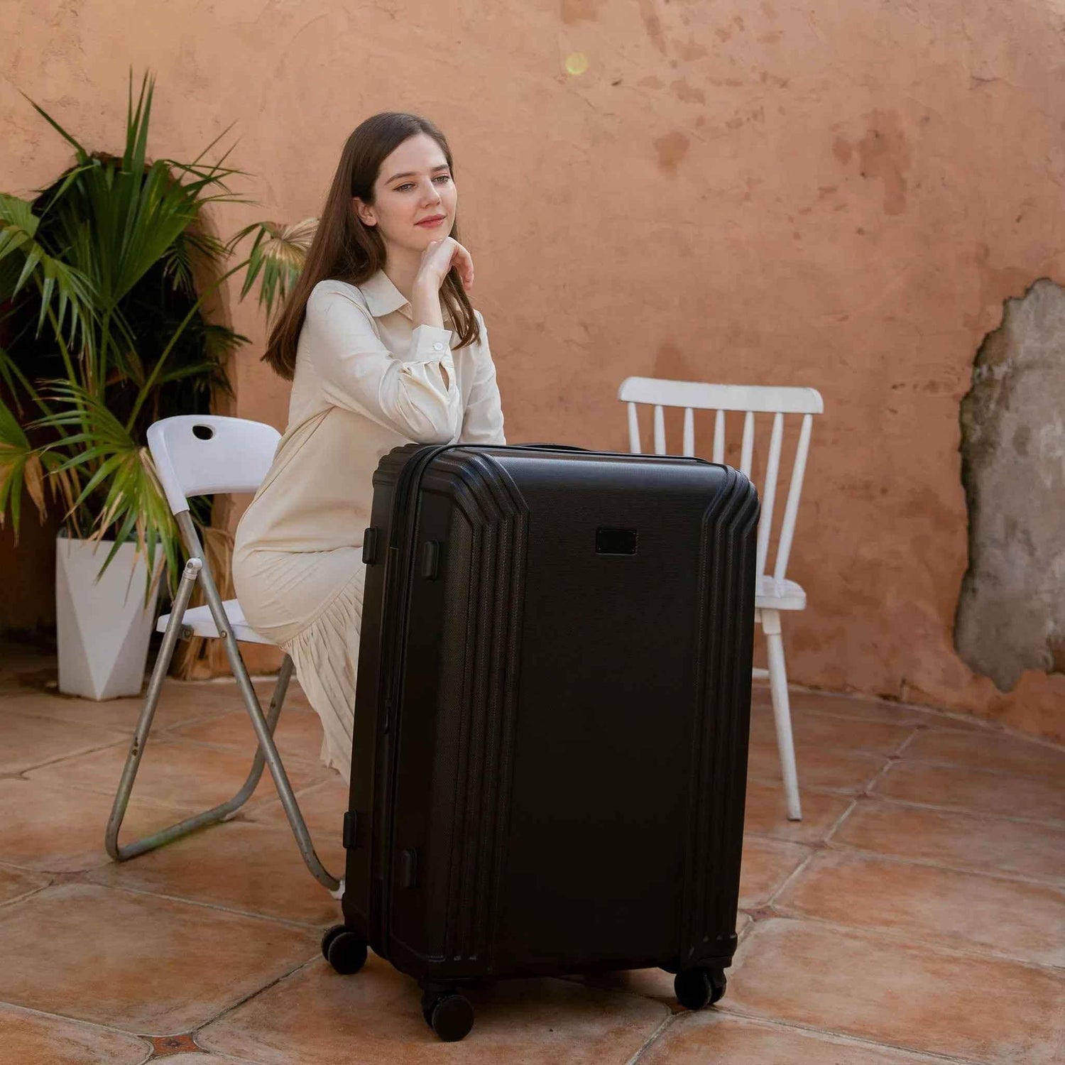 Evalyn 3 Piece Expandable Classy Luggage Set - GiFTiFY