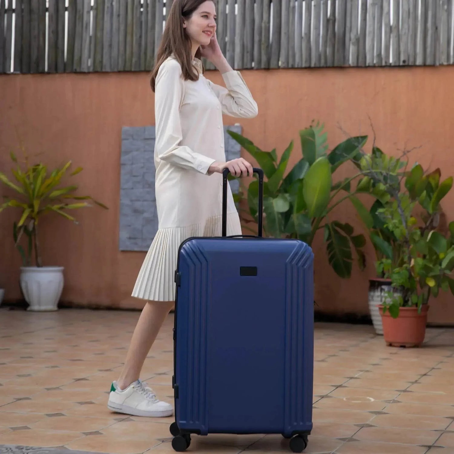 Evalyn 3 Piece Expandable Classy Luggage Set - GiFTiFY