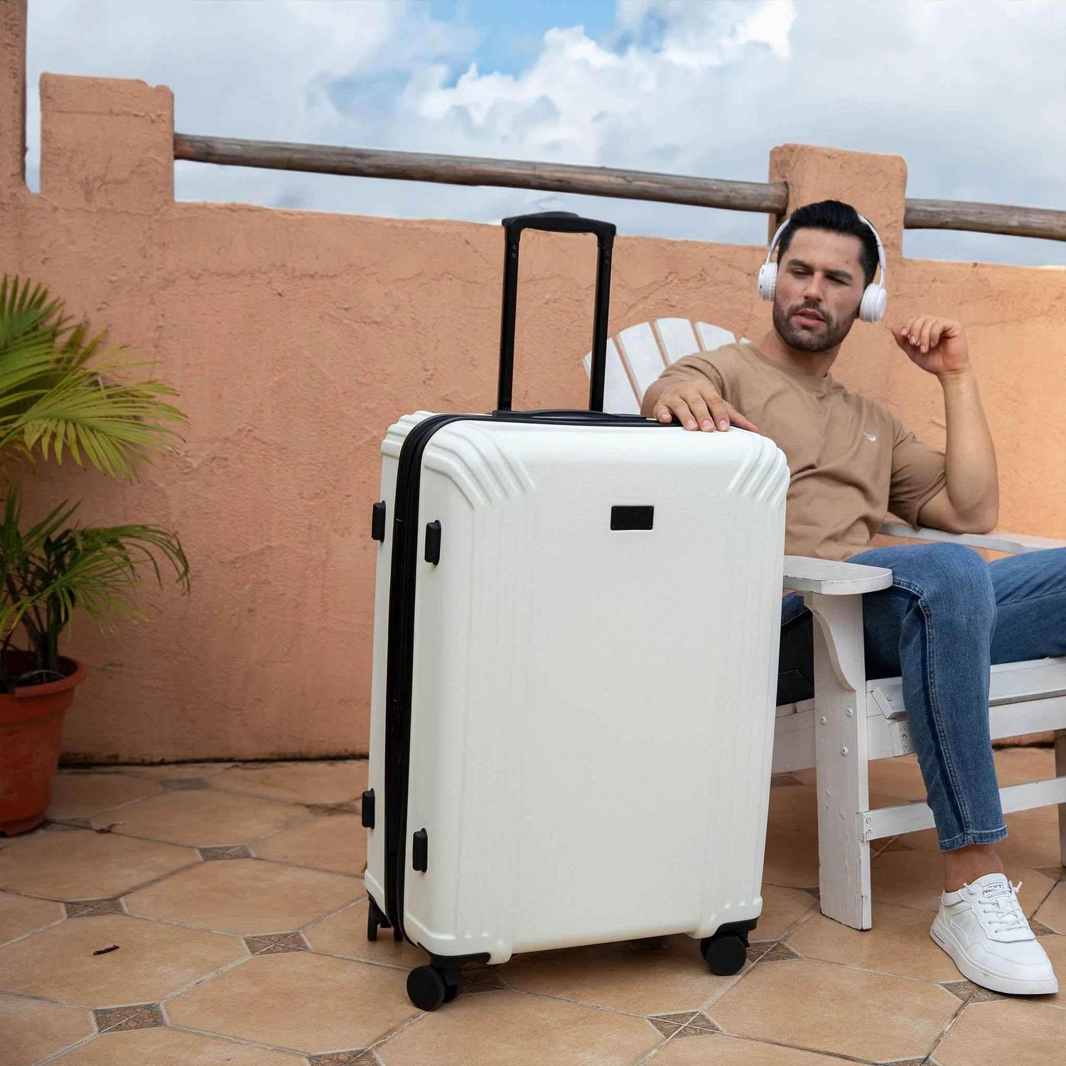 Evalyn 3 Piece Expandable Classy Luggage Set - GiFTiFY