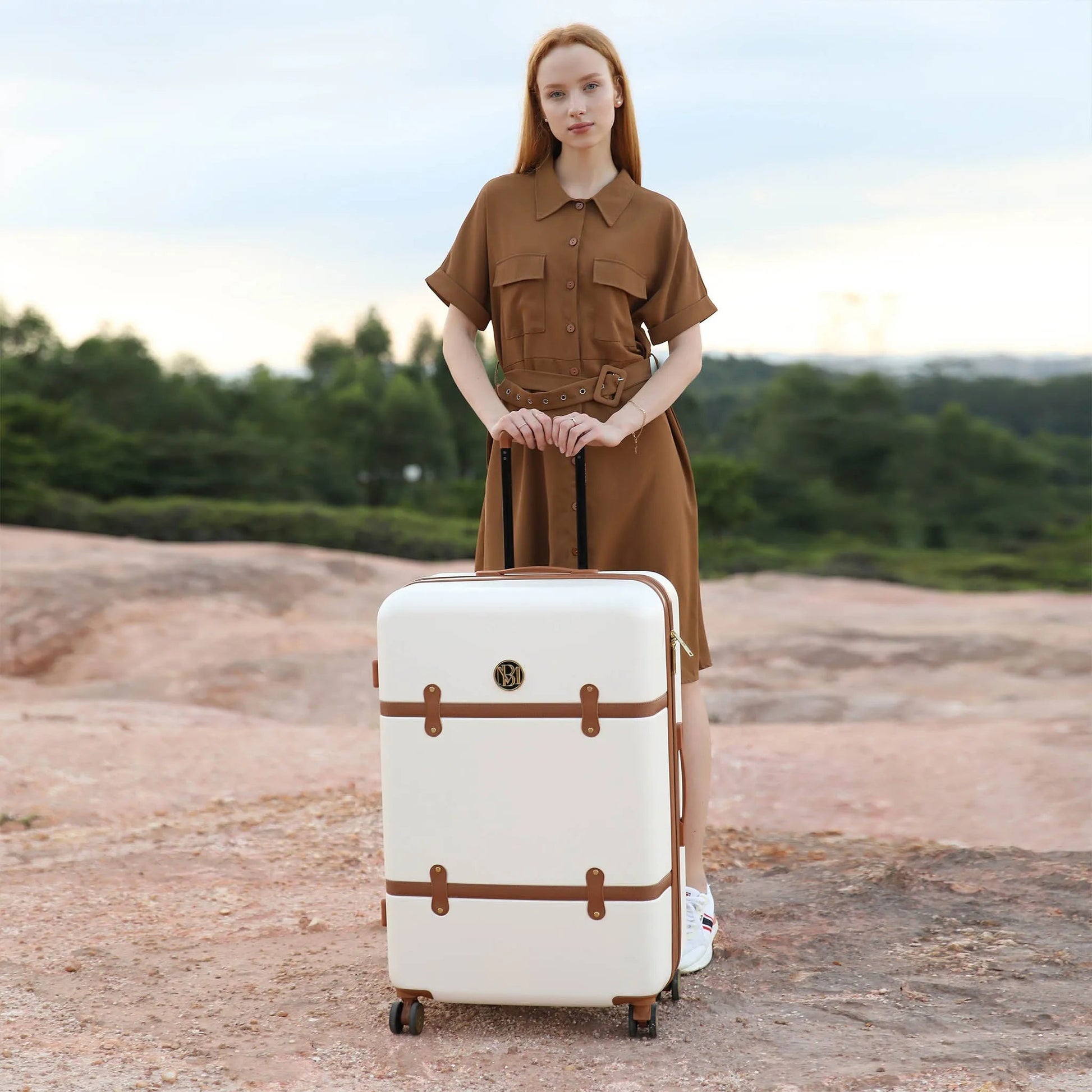Grace 3 Piece Expandable Retro Luggage Set Travellty